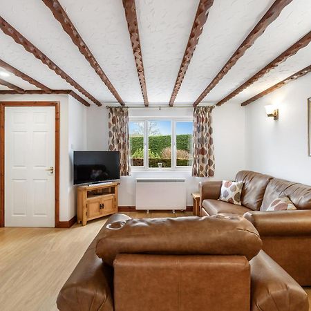Crylla Valley Cottages - Access To Pool, Gym, Spa And More Saltash Room photo
